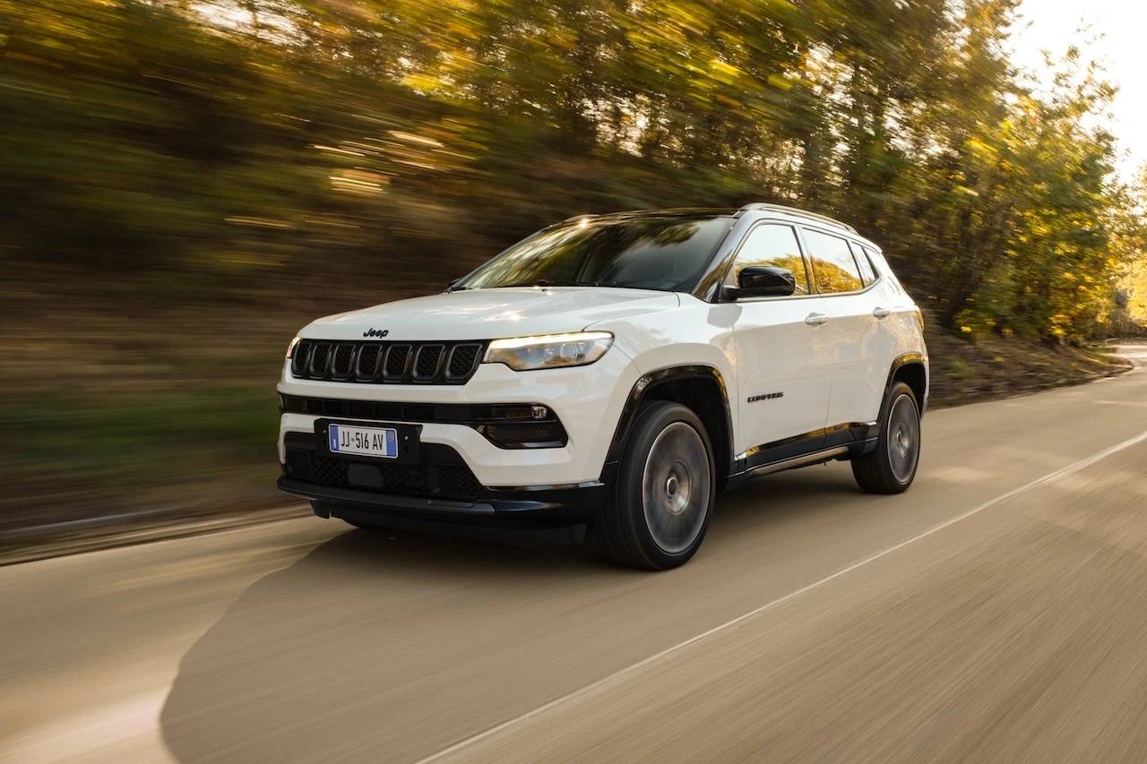 2024-jeep-compass-1.webp